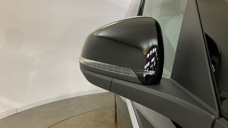 Volkswagen Multivan 2.0 TDI Style 5dr LWB DSG Diesel Estate